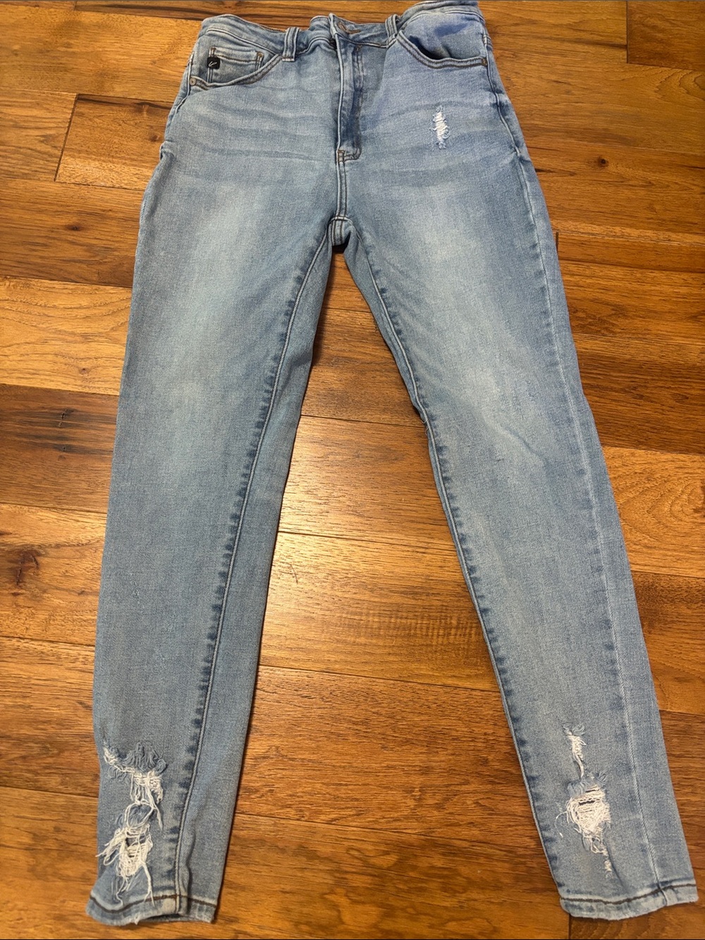 KanCan (made for Maurice’s) Light Blue Skinny Distressed Jeans